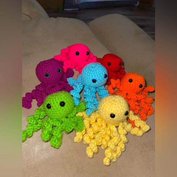 (ALL 7!) Crochet Jellyfish 🪼 - Picture 7 of 13